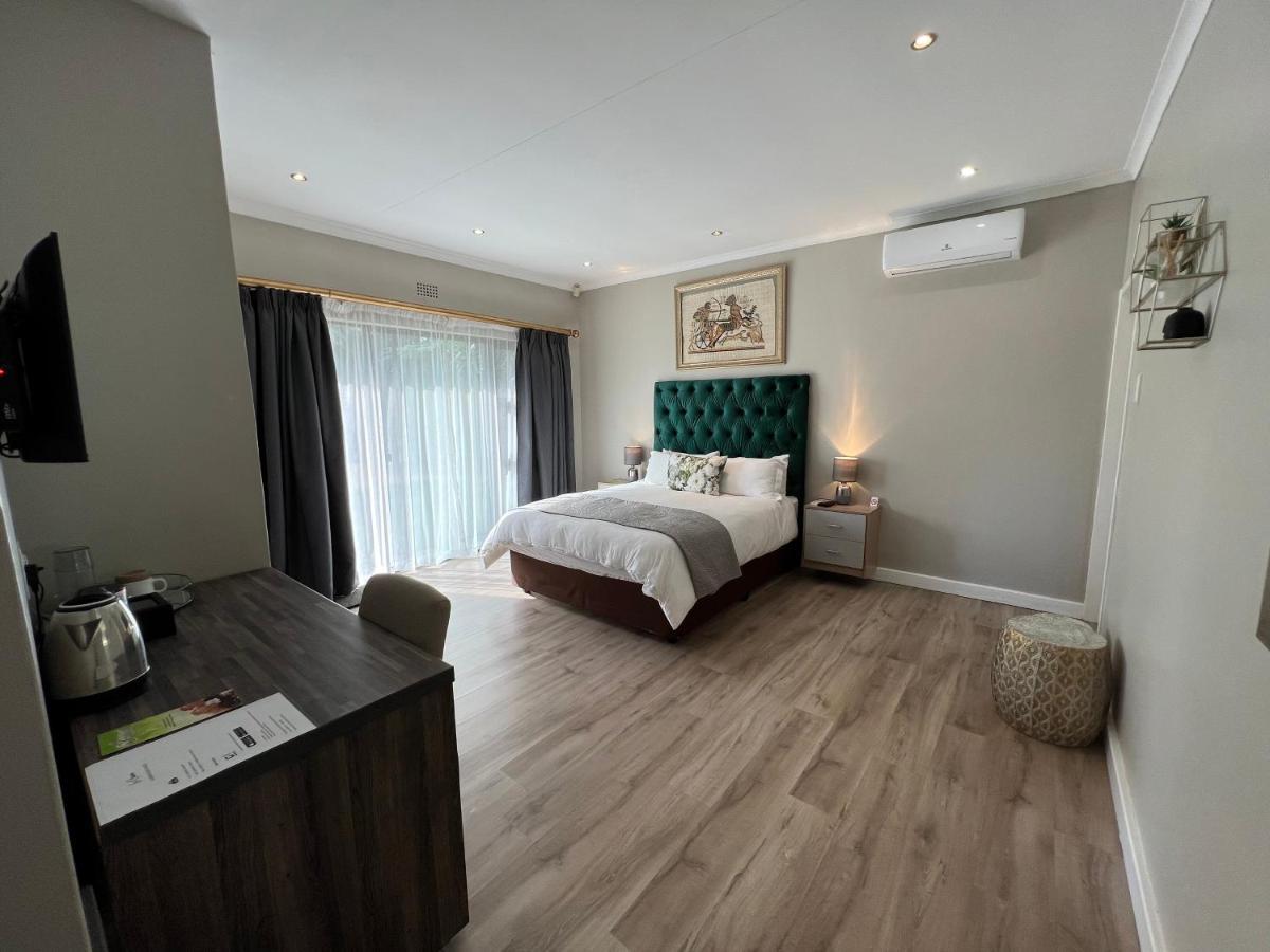 Le'Ciara Luxury Guest House Joanesburgo Exterior foto