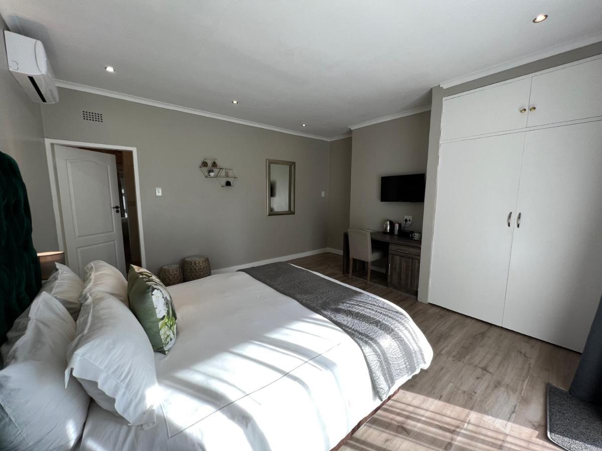 Le'Ciara Luxury Guest House Joanesburgo Exterior foto